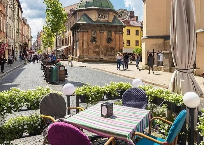 центр площа ринок 10хв до вул личаківська госпіталь вул руська 16 Apartment