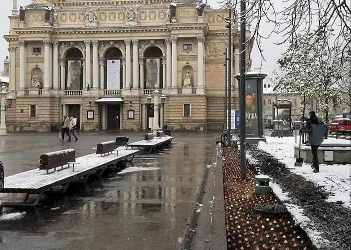 центр площа ринок 10хв до вул личаківська госпіталь вул руська 16 Apartment Lemberg