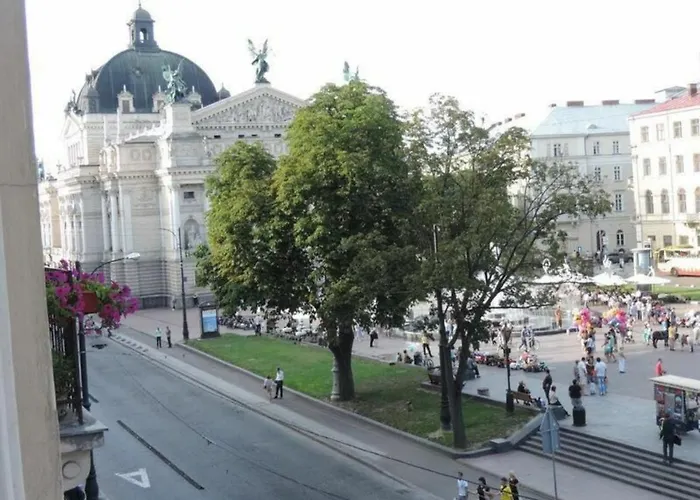 Апартаменти У Центрі Львова Вул Руська 16 , Личаківська Госпіталь * לבוב